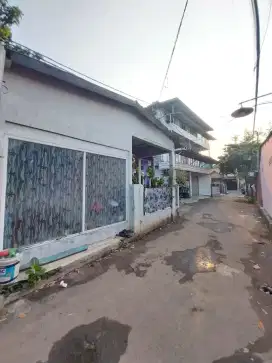 Dijual rumah kampung 3KT luas 105m di gandul