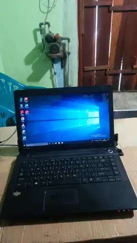 laptop toshiba slim mulus nominus