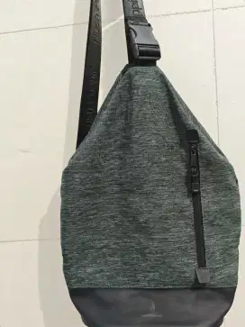 Hush Puppies Tas Pria Frankie Bodybag In Grey [2nd]