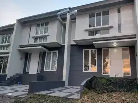 Dikontrakkan rumah baru di CitraLand Manado