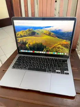 Macbook Air M1 Garansi Resmi