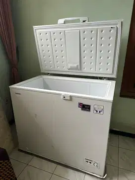 Freezer Toshiba