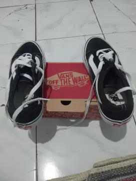 Jual sepatu skate Vans original size 41