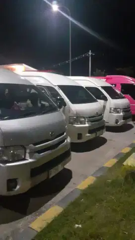 Sewa mobil Hiace Bandung nego sampe deal