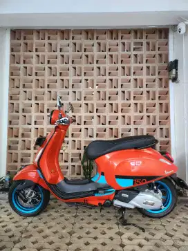 Vespa primavera color vibe edition 2024 SEPERTI BARU