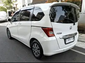 Honda Freed SD th 2013