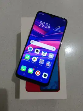 Oppo F9 8/256 fullset ori