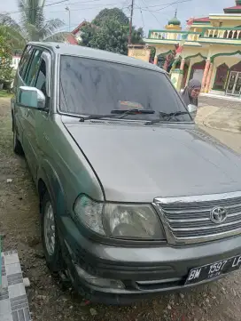 Toyota kijang krista diesel tahun 2003