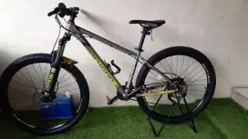 Sepeda Polygon Premier 5