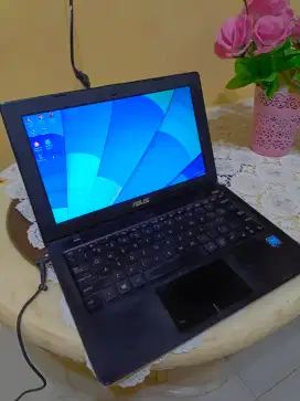 Netbook Asus X200MA Intel Celeron 2,1ghz Gen 4 HDD 500GB Layak Pakai