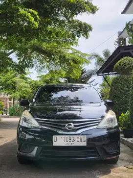 Grand Livina SV Manual 2017
KM 59 ribuan
setangan dari baru