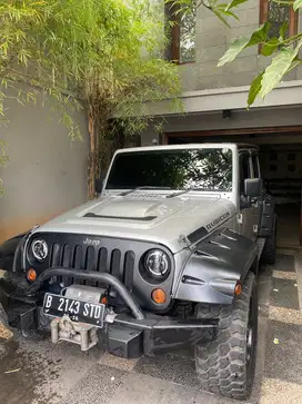 Jeep Wrangler 2011 Bensin