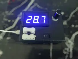 Volt Meter ( Alat ukur tegangan )