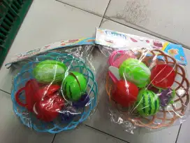 Mainan anak buah potong keranjang