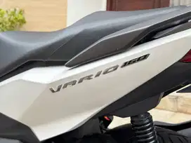 HONDA VARIO 160 ABS PUTIH 2023