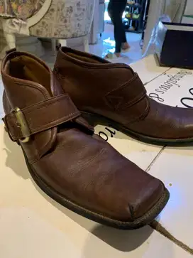 jual sepatu kulit