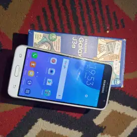 Samsung Galaxy J3 2016