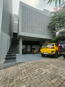 RUMAH MURAH DI JUAL DALAM CLUSTER KEMANG AREA  KOLAM RENANG PRIBADI