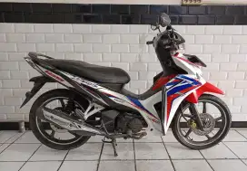 Honda Blade 2014 lengkap mesin halus