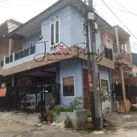 Rumah 2 Lantai di Perumahan Tengah Kota Dengan Kontrakan 2 Kamar