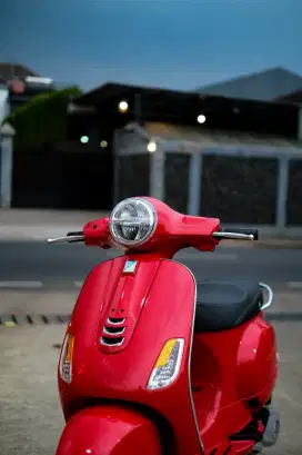 Vespa LX125 IGet Tahun 2022