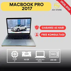 MacBook Pro 2017 - Core i7, RAM 16GB, SSD 256GB