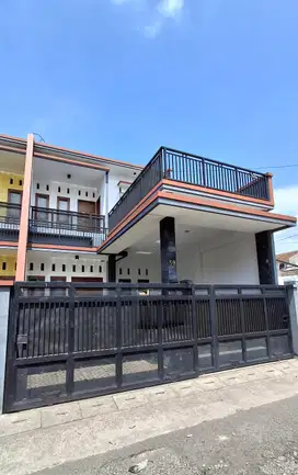 Sewa rumah murah di Sangkuriang Cimahi dekat bpjs 4 kamar tidur