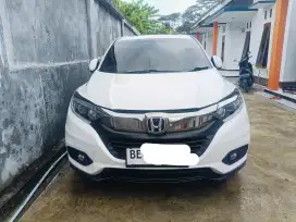 HR-V E MATIC 2019 facelift pajak hidup 05/2025 tangan pertama BE kodya