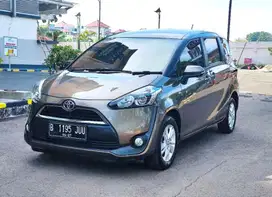 [ANTIK, DP 15 jt] 2017 Toyota Sienta 1.5 G Manual - LIKE NEW - RECORD