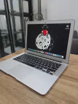 Macbook Air 2017 i7 8/256 CTO