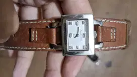 jam tangan bekas mati