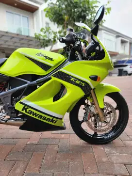 Kawasaki ninja rr 2011 full modifikasi barang branded