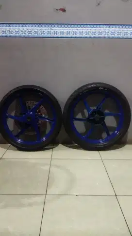 Velg racing palang 6 bebek yamaha+ban pnp fizr,vega,mx old,jupiter dll