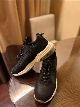 Sepatu Sneakers P&B