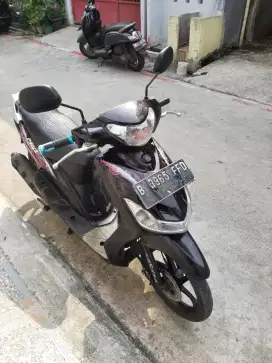 Yamaha Mio 2011 ss lengkap mesin bagus plat Bekasi kabupaten