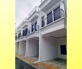 Jual rumah di Jagakarsa Jakarta selatan 800 jt 2 lantai + rooftop SHM