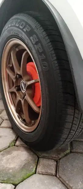 Velg racing CE28N. ORI  plus ban kondisi 90% velg seperti baru