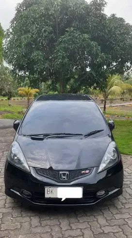 Honda Jazz RS 2010 MT