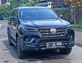 Dp 40 Jta Fortuner GR Sport 2.8 AT 2022 isstimewa