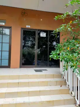 Di Sewakan Kios Exclusive Apartemen Betos, Bekasi Timur