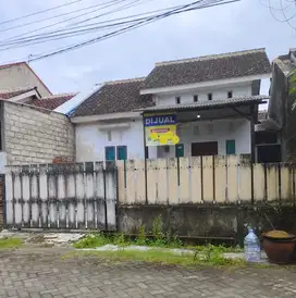 Maron  Residence Genteng Banyuwangi