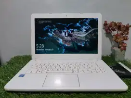 Laptop ASUS VivoBook 14 White Intel N3350 Ram 4/128GB SSD Muluss