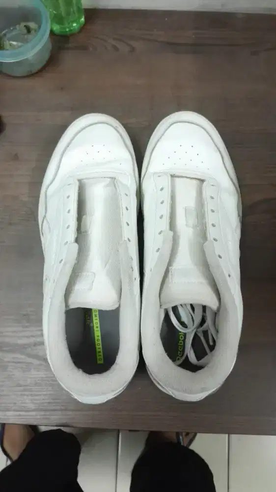 Shoe Technician / Shoe Cleaner