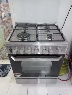 Oven freestanding cooker