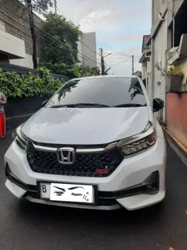 BRIO RS matic 2023 tipe tertinggi seperti baru km 6000 milik pribadi