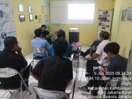 Di cari pengemudi berpengalaman