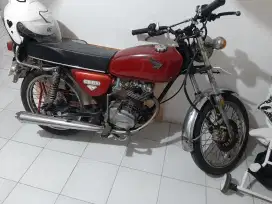 Gl 100 tahun 1980