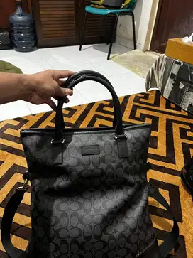 COACH SLING LAPTOP BAG