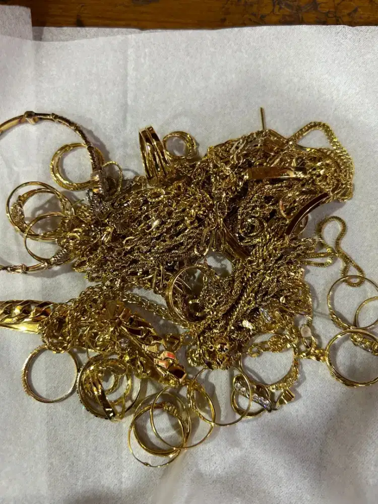 Terima jual beli emas , logam mulia dan berlian tanpa surat
