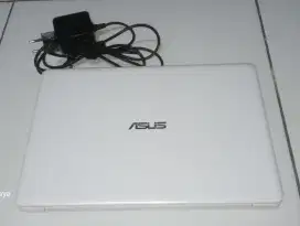 Laptop Notebook ASUS, E203M-FD0127, Intel Celeron N4000, Ram 1,83 GB